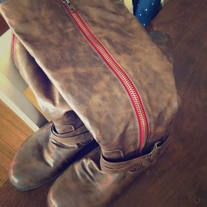 Knee Boots Wide Calf.